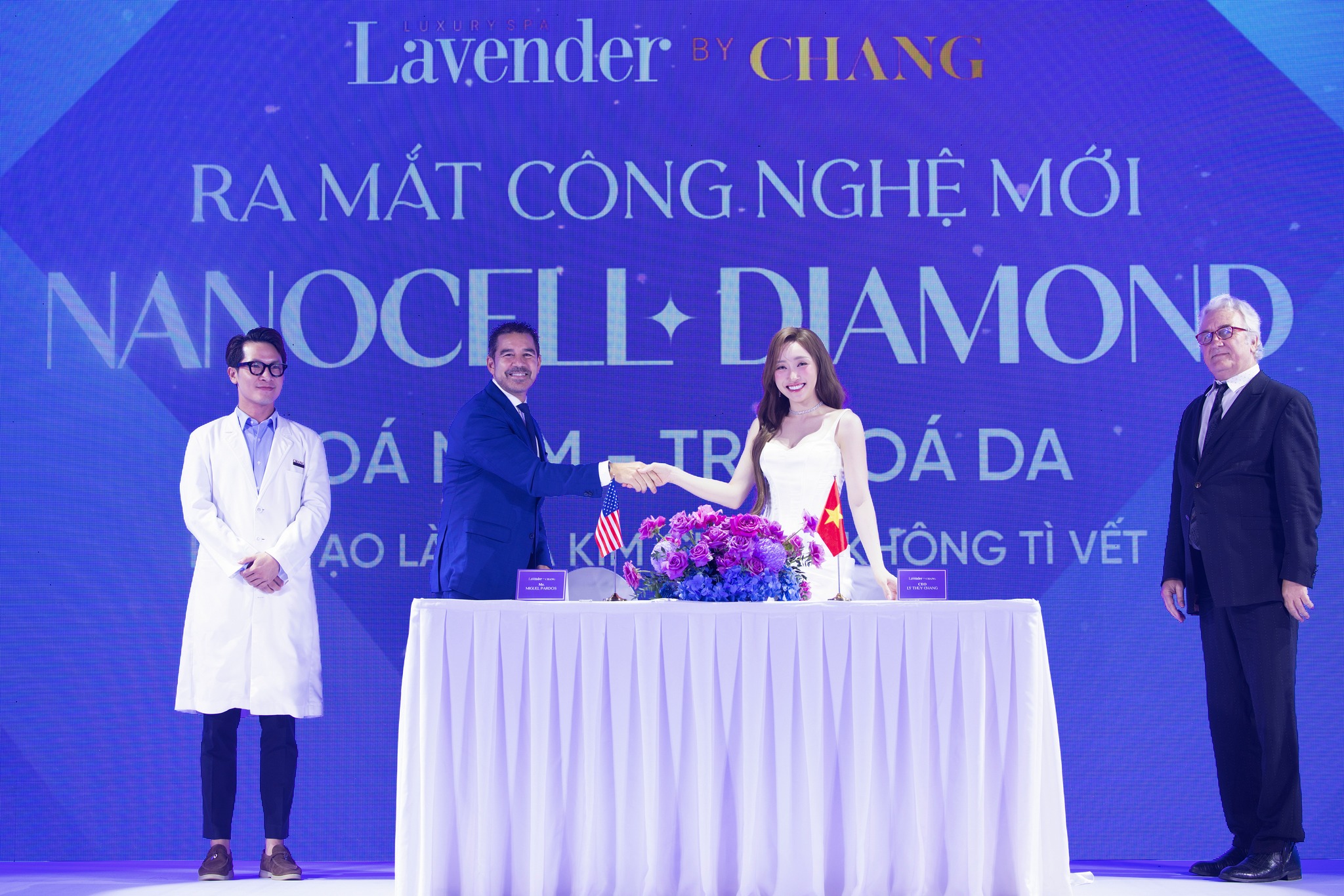 571113182 873974661863265 327269430914582667 n - lavender by chang